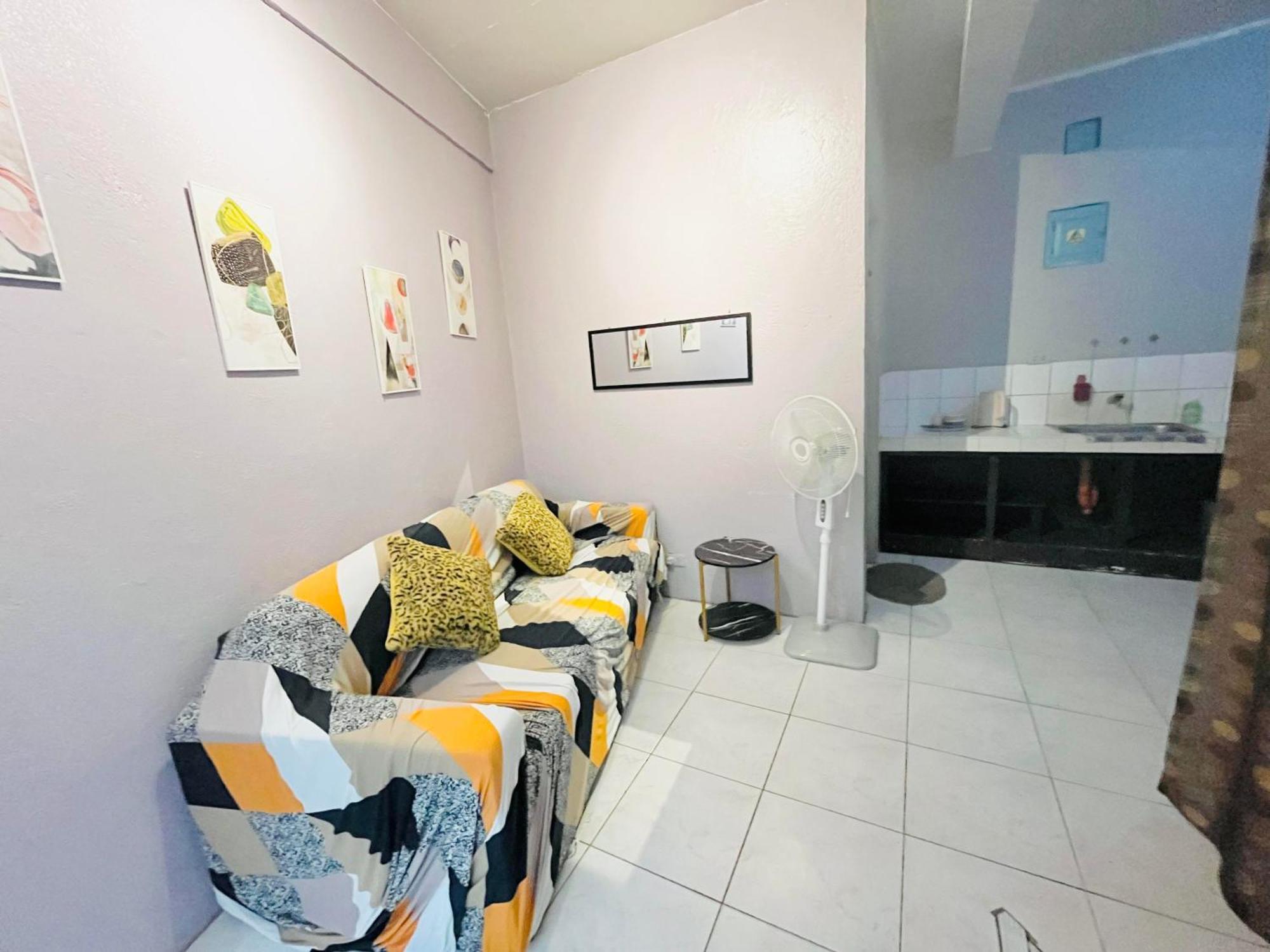 The Collective Byhome Puerto Princesa Exterior foto